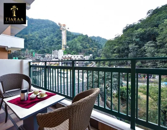 Why Choose Hotels Near Tapovan for Your Rishikesh Getaway?